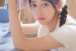 白嫩氣質美女唯美私房寫真