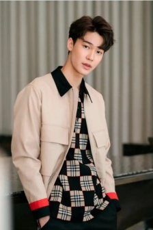 泰版流行花園花澤類帥氣圖片