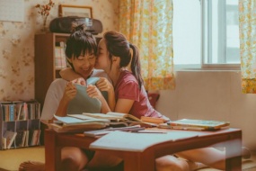 第一次遇见花香的那刻高清电脑壁纸