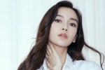 Angelababy elegant temperament photo desktop wallpaper