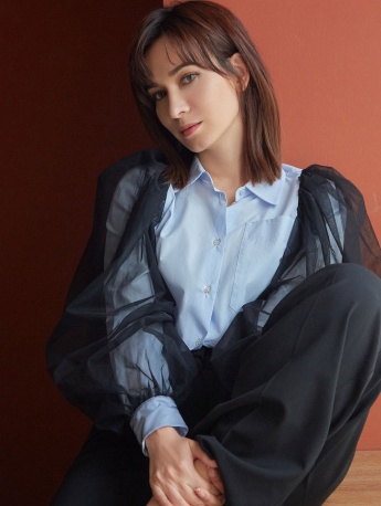 Lu Jingshan’s intellectual temperament and fashion photo shoot