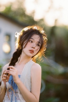 性感夏日少女街拍寫真