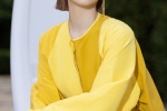 Rainie Yang sexy photo in beautiful yellow suit