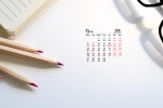 2021年9月多彩铅笔桌面日历壁纸