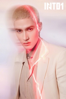 Mika handsome pictures and photos in all white suit