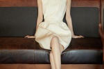 Zhao Liying elegant and sexy photo pictures in simple white dress