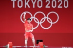 Chen Lijun wins gold medal in men's 67kg weightlifting class