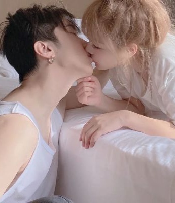 High quality ins real couple avatars