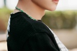 Wang Yibo street simple style mobile wallpaper