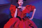 Wu Jinyan's retro curly hair fashion sexy photo