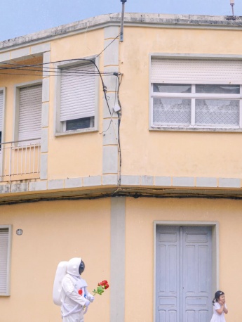 太空人ins风小清新手机壁纸