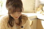 Literary girl elegant temperament photo desktop wallpaper