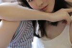 气质女生吊带睡裤慵懒居家写真
