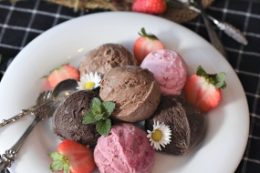 Summer Dessert Ice Cream Ball Picture Desktop Wallpaper