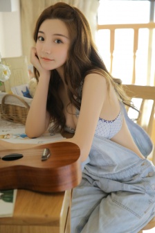 性感美女真空诱惑大胆写真